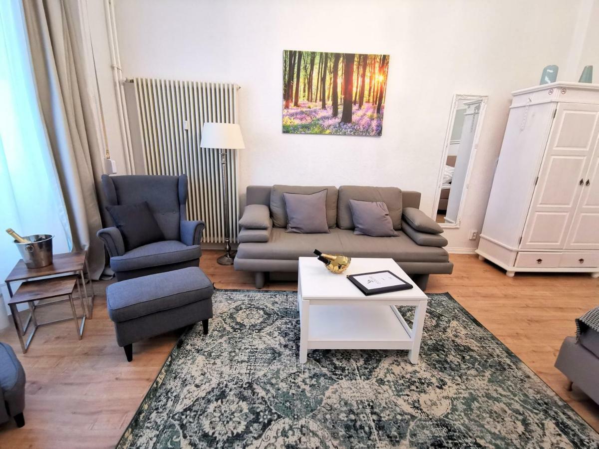 Appartamento Kvh By Rockchair L Superhost Status L Boxspringbett Am Schloss Charlottenburg Welcomes You!