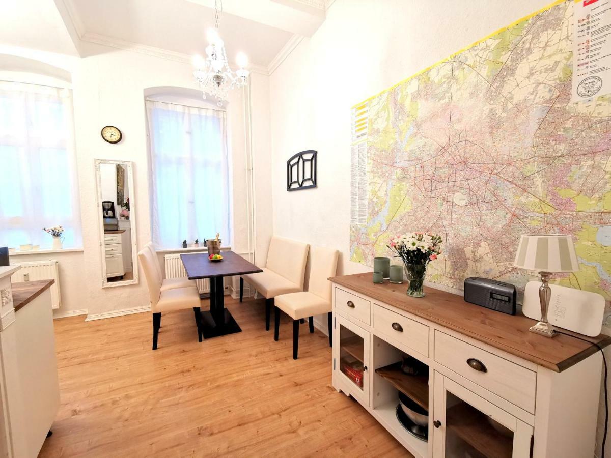 Appartamento Kvh By Rockchair L Superhost Status L Boxspringbett Am Schloss Charlottenburg Welcomes You! *